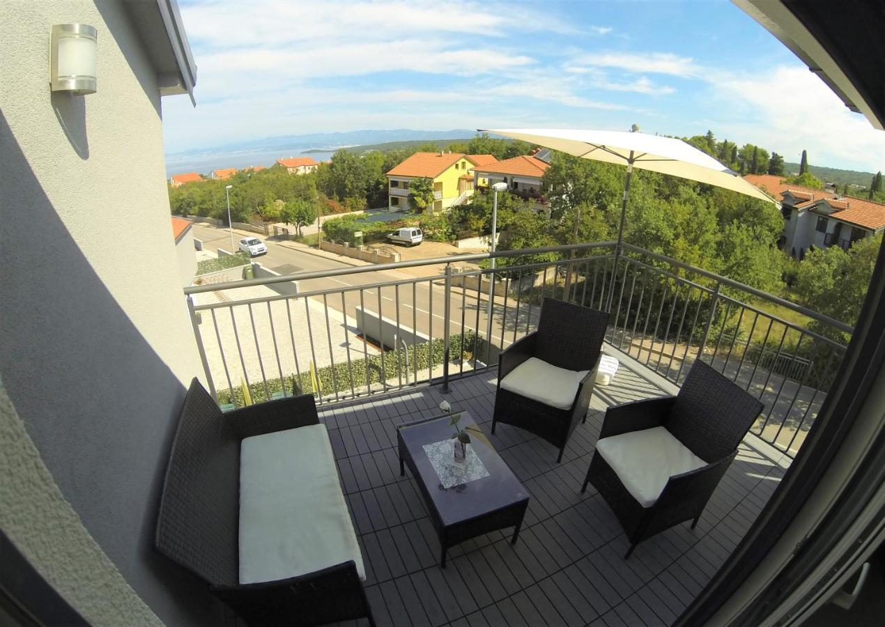 Apartmani Zaric Malinska Exterior foto